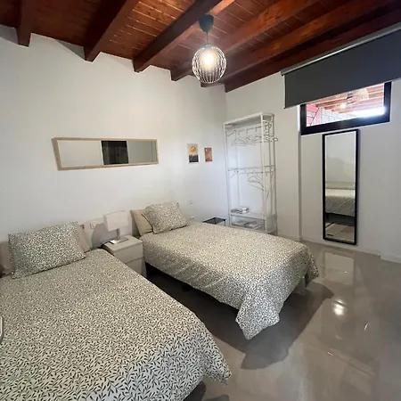 Moderno Frente Al Mar En De Mejores Zonas De En Lanzarote アパート *